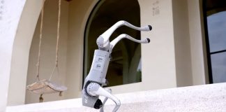 Атлетичный робопес Unitree Go2 получил поддержку ChatGPT и сможет поболтать со своим хозяином Атлетичный робопес Unitree Go2 получил поддержку ChatGPT и сможет поболтать со своим хозяином