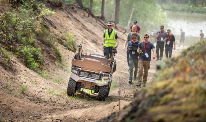 В Эстонии прошли масштабные испытания автономных военных роботов