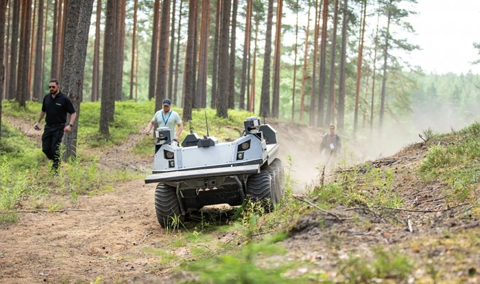 Боевой робот