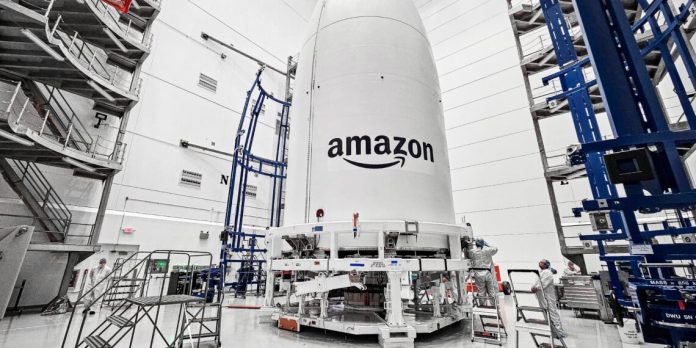 Amazon собирается запустить свои первые два спутника Kuiper, о которых ничего не известно | New-Science.ru