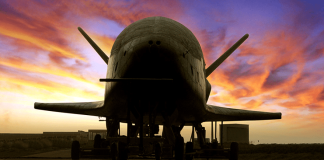 Военный самолет X-37B вернется в космос с помощью ракеты Falcon Heavy | New-Science.ru Военный самолет X-37B вернется в космос с помощью ракеты Falcon Heavy | New-Science.ru