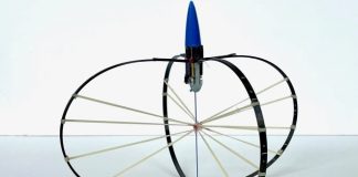 Пружинистый робот из Калифорнии прыгает выше любых живых существ Пружинистый робот из Калифорнии прыгает выше любых живых существ