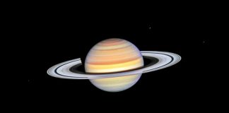 Телескоп Хаббл обнаружил загадочные тени на кольцах Сатурна | New-Science.ru Телескоп Хаббл обнаружил загадочные тени на кольцах Сатурна | New-Science.ru