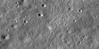 Индийский лунный спускаемый аппарат замечен с орбиты | New-Science.ru Индийский лунный спускаемый аппарат замечен с орбиты | New-Science.ru