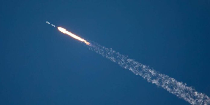 SpaceX вывела на орбиту спутники с военным оборудованием для Норвегии | New-Science.ru