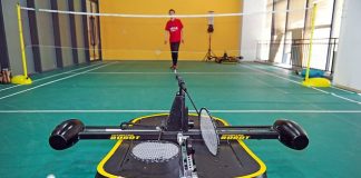 Robomintoner — робот, который обыграет вас в бадминтон Robomintoner — робот, который обыграет вас в бадминтон