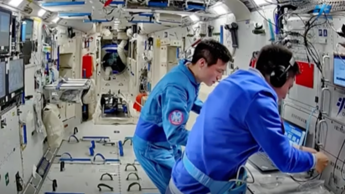 Китайские космонавты изучают древние микробы на борту космической станции «Тяньгун» | New-Science.ru