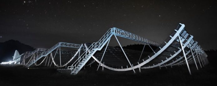 Быстрый радиовсплеск отслежен в таинственной «мертвой галактике» в результате первого в своем роде открытия | New-Science.ru