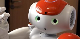 Робот Nao поможет адаптироваться детям беженцев Робот Nao поможет адаптироваться детям беженцев