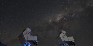 Астрономы впервые зафиксировали с Земли поляризованный сигнал реликтового излучения, возникший в эпоху «космического рассвета» | New-Science.ru Астрономы впервые зафиксировали с Земли поляризованный сигнал реликтового излучения, возникший в эпоху «космического рассвета» | New-Science.ru