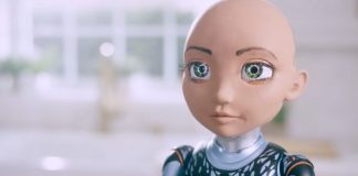 У знаменитого робота Софии появилась младшая сестра У знаменитого робота Софии появилась младшая сестра