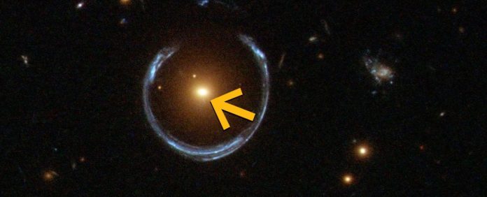 Обнаружена рекордно массивная черная дыра — возможно, самая большая из известных | New-Science.ru