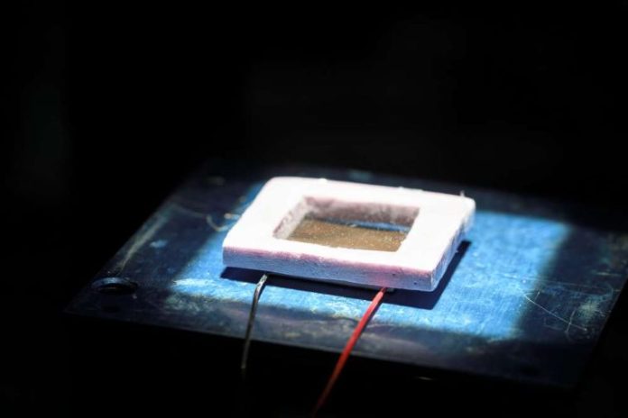 Ученые создали сверхэффективный солнечный термоэлектрический генератор на основе «черного металла» | New-Science.ru