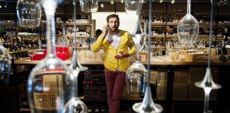 О банкротстве Чичваркина: рассмотрим факты, документы и мнения экспертов — Бизнес-журнал B-MAG — российский деловой журнал О банкротстве Чичваркина: рассмотрим факты, документы и мнения экспертов — Бизнес-журнал B-MAG — российский деловой журнал