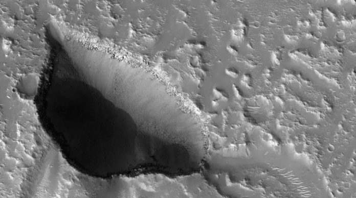 На Марсе нашли пещеры, которые могли стать убежищем для древней жизни | New-Science.ru