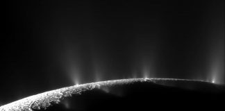 Аппарат «Кассини» нашел в океане Энцелада сложную органику | New-Science.ru Аппарат «Кассини» нашел в океане Энцелада сложную органику | New-Science.ru