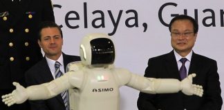 Обновленный робот Honda ASIMO стал удивительно человечным Обновленный робот Honda ASIMO стал удивительно человечным