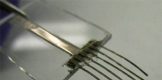 Электронные усы сделают роботов более «чувствительными» Электронные усы сделают роботов более «чувствительными»