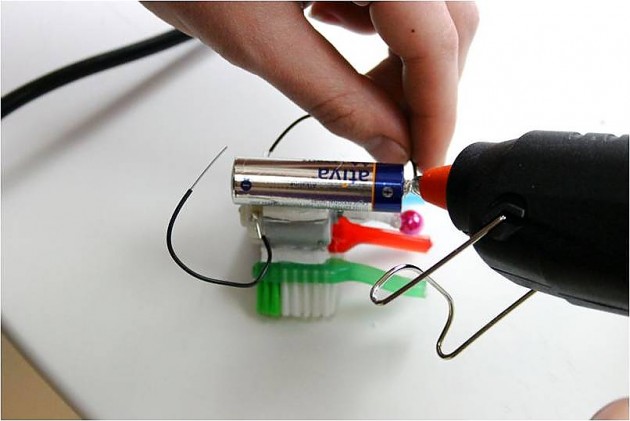 Подключаем мотор Подключаем мотор