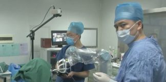 Китайский робот-стоматолог впервые в истории прооперировал пациента Китайский робот-стоматолог впервые в истории прооперировал пациента