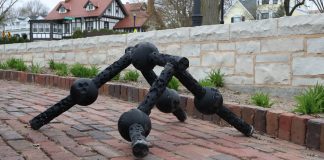 Созданный нейросетью робот почти неуязвим — его можно даже разрезать пополам Созданный нейросетью робот почти неуязвим — его можно даже разрезать пополам