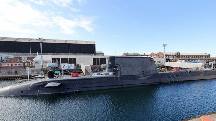 Великобритания направила атомную подводную лодку HMS Anson в Аравийское море на фоне эскалации напряженности на Ближнем Востоке | New-Science.ru