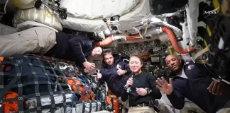 Космический корабль Орион с четырьмя астронавтами на борту покинул орбиту Земли и начал путь к Луне | New-Science.ru Космический корабль Орион с четырьмя астронавтами на борту покинул орбиту Земли и начал путь к Луне | New-Science.ru