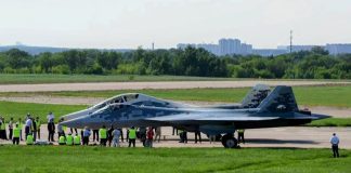 Россия представила двухместный Су-57Д способный управлять роем беспилотников | New-Science.ru Россия представила двухместный Су-57Д способный управлять роем беспилотников | New-Science.ru