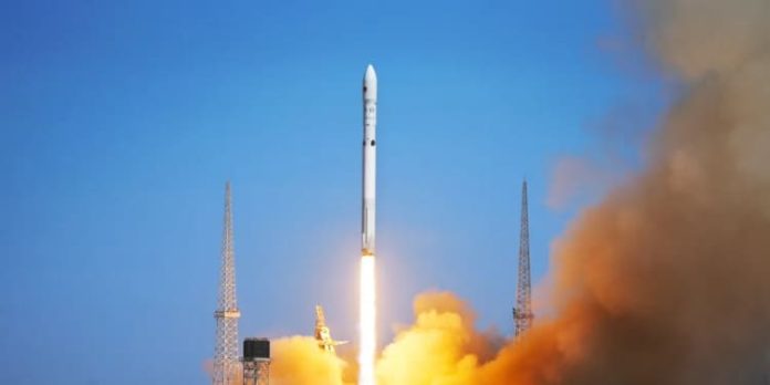 Китай неожиданно запустил ракету «Чанчжэн-12Б» без предварительных уведомлений о запуске | New-Science.ru