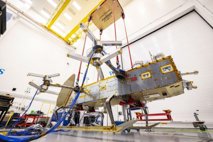 NASA завершила структурные испытания и начала финальную сборку дрона Dragonfly для полёта на Титан | New-Science.ru