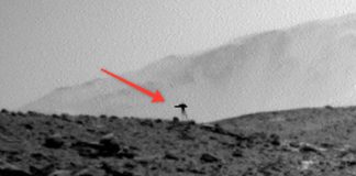 NASA объяснило происхождение странного объекта на фотографии Марса | New-Science.ru NASA объяснило происхождение странного объекта на фотографии Марса | New-Science.ru