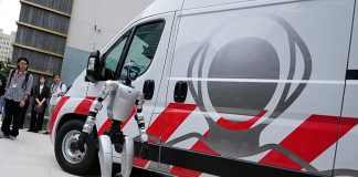 В Японии появилась первая скорая помощь для роботов В Японии появилась первая скорая помощь для роботов